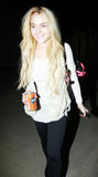 Lindsay Lohan (Линдси Лохан) - Страница 9 Th_66689_lindsay_lohan_out_in_west_hollywood_tikipeter_celebritycity_001_123_1046lo