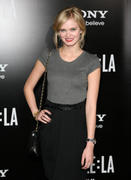 th_673459984_Sara_Paxton_Battle_Los_Angeles_Premiere_J0001_010_122_1075lo.jpg