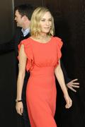 th_55437_Diane_Kruger_Unknown_Photocall_Berlin058_122_1094lo.jpg