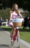 th_05203_celebrity_paradise.com_TheElder_KellyBrook2011_08_25_atTowerBridgepromotingSkyride23_122_824lo.jpg